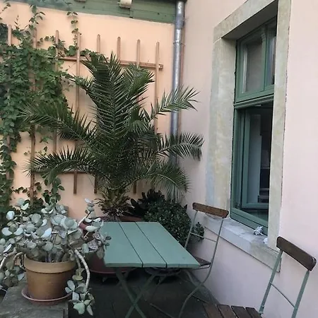 Barbara Auf Der Saechsischen Weinroute Appartamento *